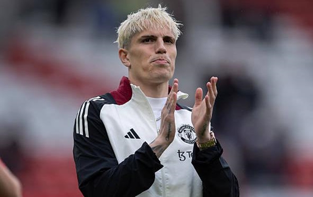 Thương vụ Garnacho: Phép thử khả năng kinh doanh của Man United và tương lai mùa hè